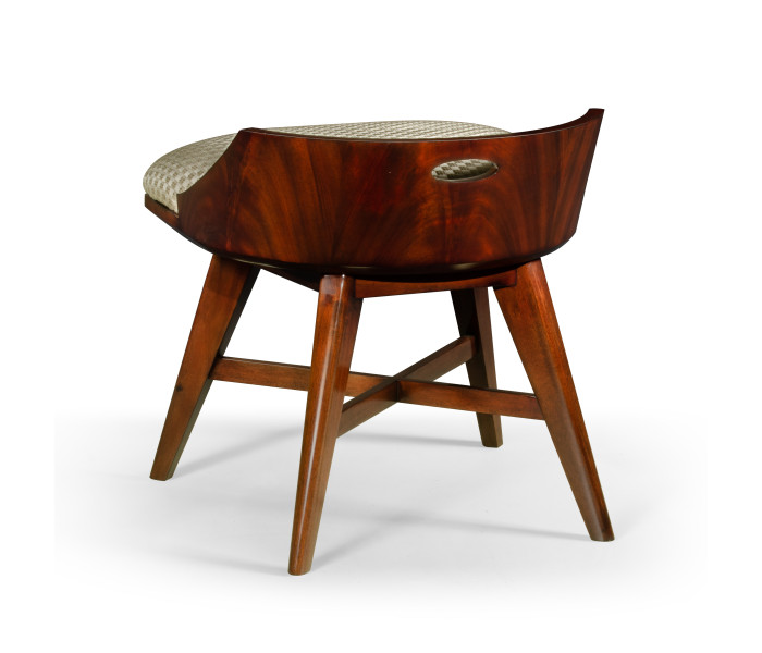 Dressing chair - VIP room