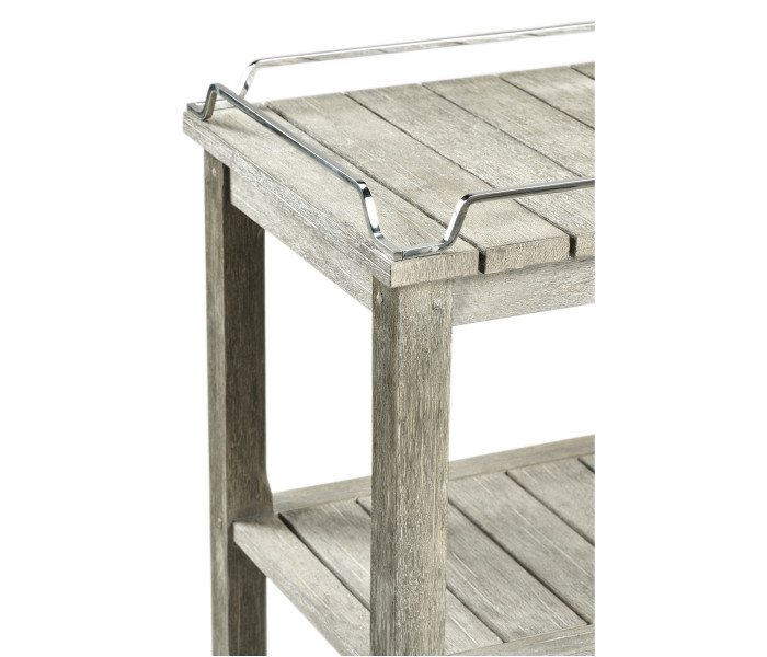 Sideboard  
with Removable  
Tray