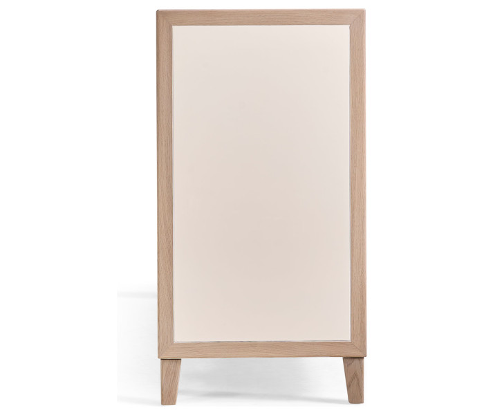 Make-up Display Table