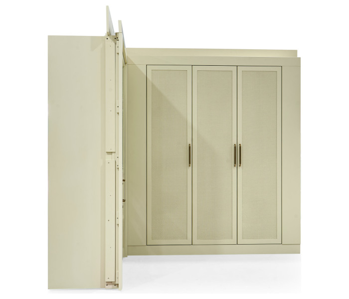 L-Shape Closet Assembly-2-Bay Suites & 3-Bay Suites - RIGHT