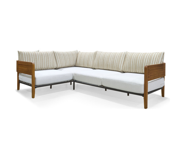OUTDOOR SECTIONAL SOFA