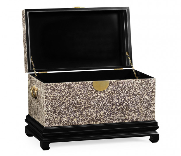 Violet Eggshell Trunk