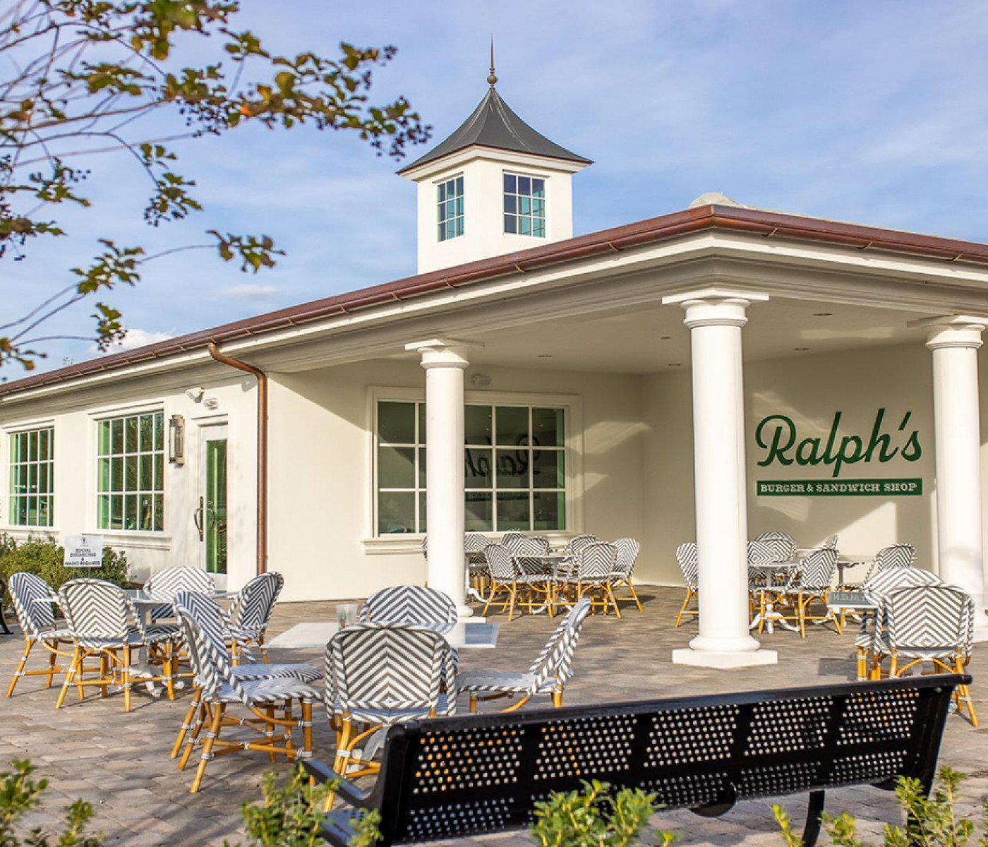 Equestrian Hotel Equestrian Hotel