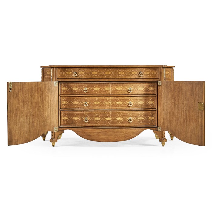 Chippendale style commode with fine inlay