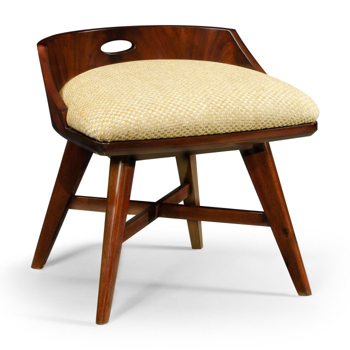 Dressing chair - VVIP room