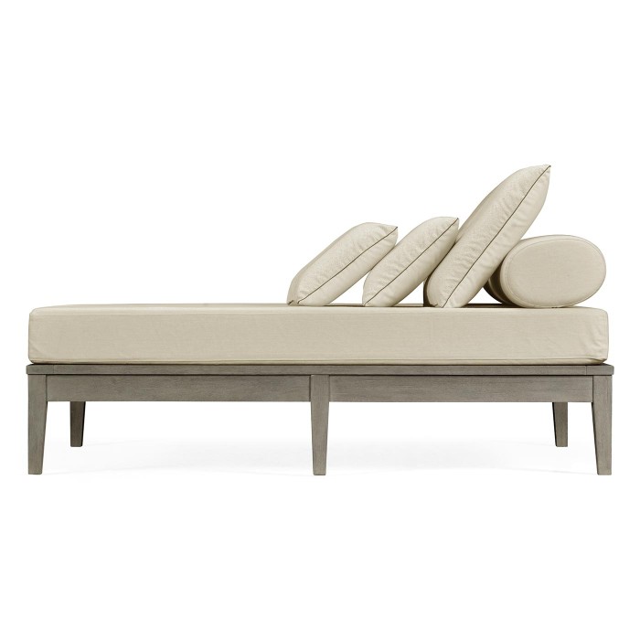 Outdoor small lounge ottoman (COM)