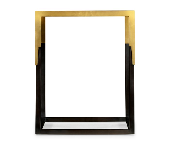 Square tray table