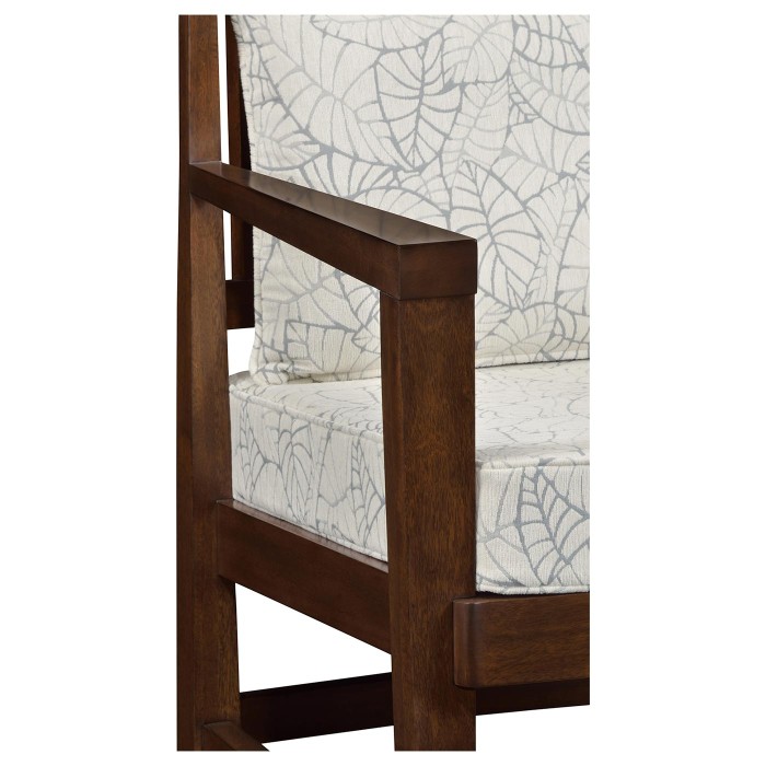 Arm chair