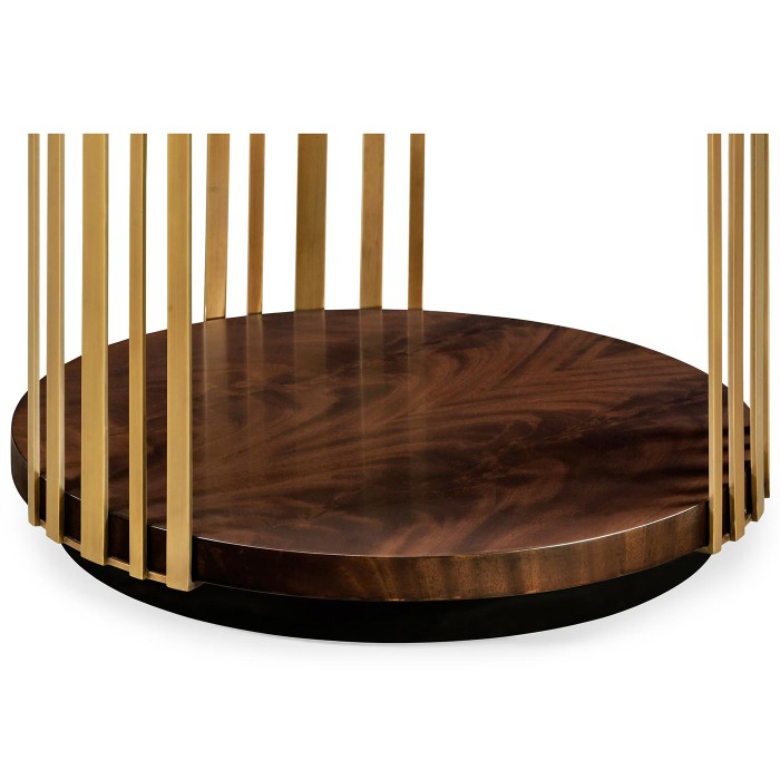 Round cocktail table