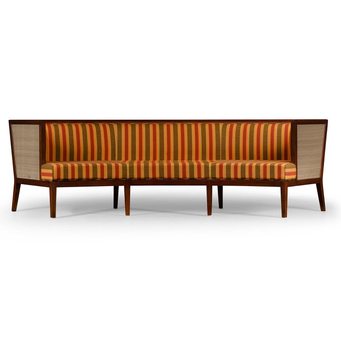 Arm chair