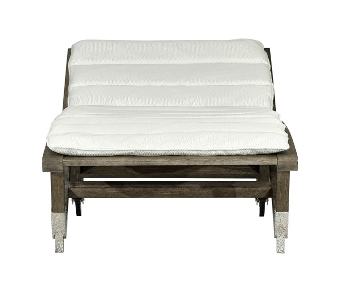 Chaise longue