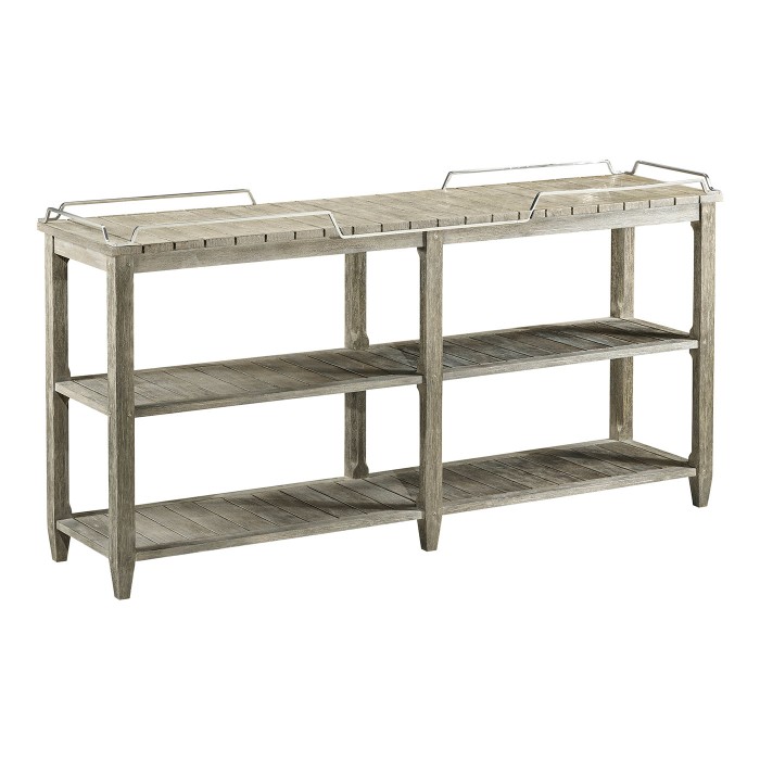 Sideboard  
with Removable  
Tray