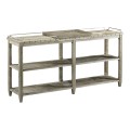 Sideboard  
with Removable  
Tray