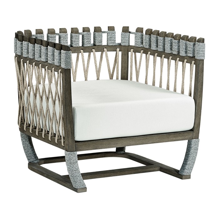 San Martin lounge  
chair