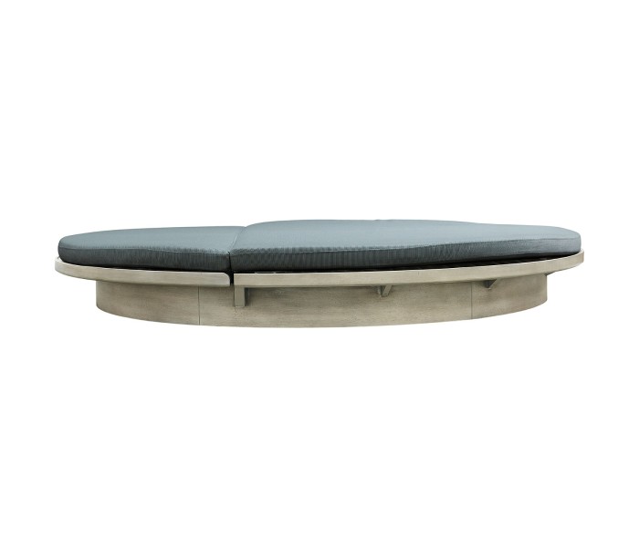 OUTDOOR POOL LOUNGER
