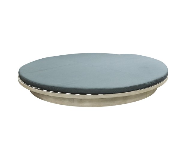 OUTDOOR POOL LOUNGER