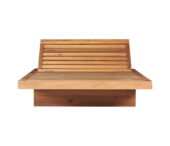 OUTDOOR SUNBED
