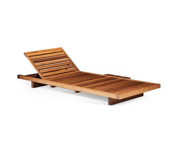 OUTDOOR SUNBED
