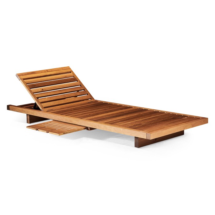 OUTDOOR SUNBED