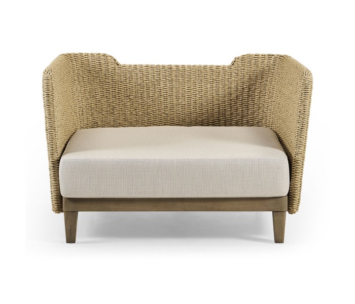 OUTDOOR ARMCHAIR