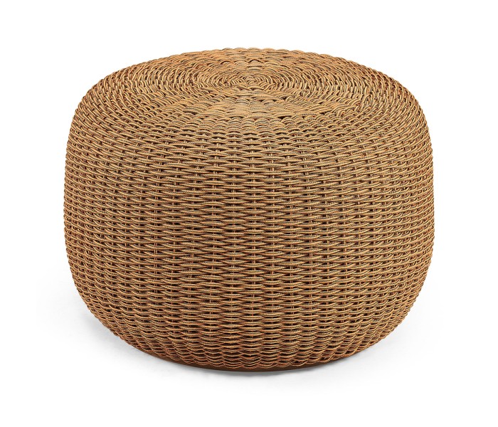 OUTDOOR POUF
