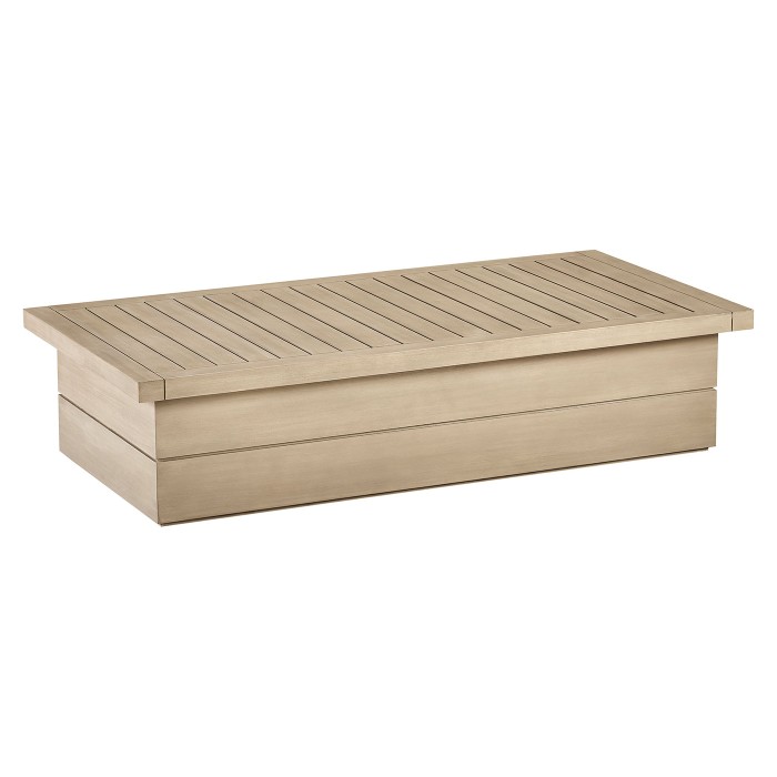 LOUNGE TABLE