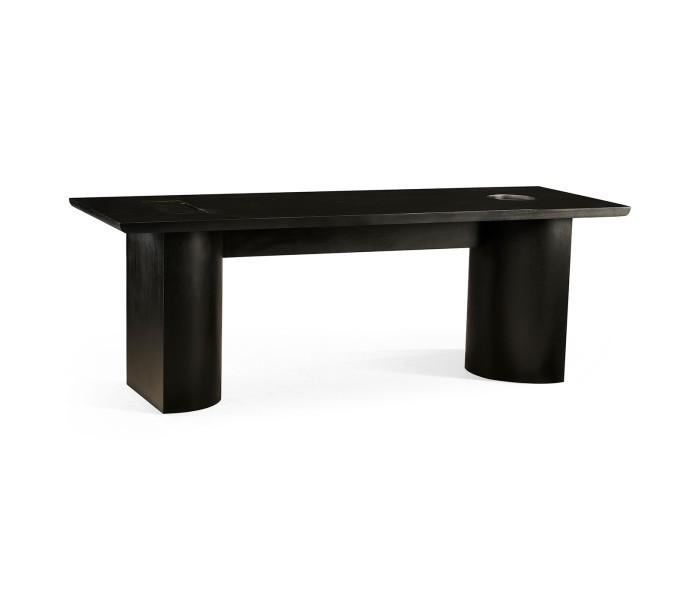 MANICURE TABLE