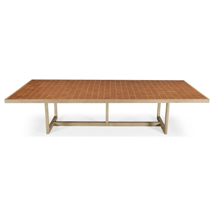 COMMUNAL TABLE