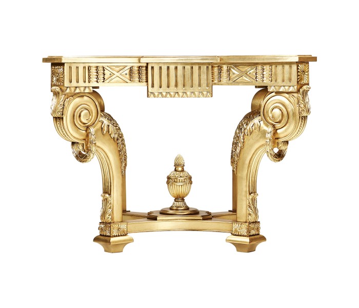 Mary Focal Table