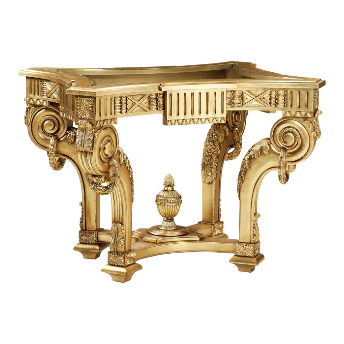 Mary Focal Table