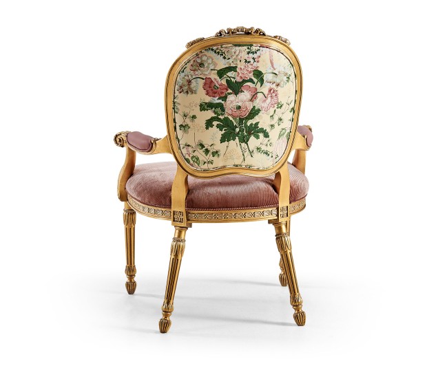 Medaillon Armchair
