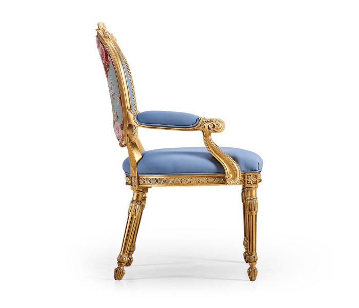 Medaillon Armchair