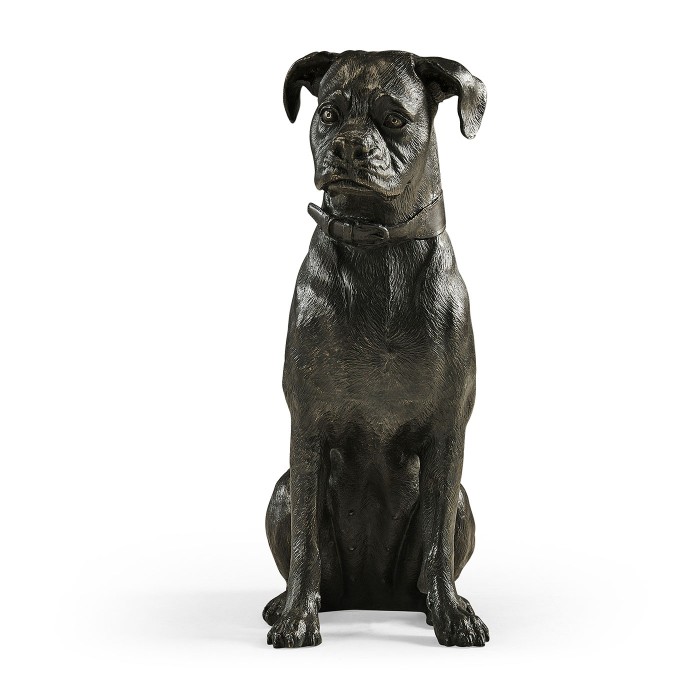 Bella boxer sitting - large