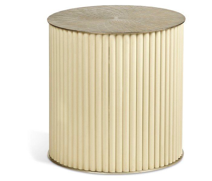 Lounge Chair Side Table @ Guestroom