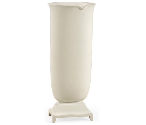 Presidential Suite Foyer Vase @ Suite