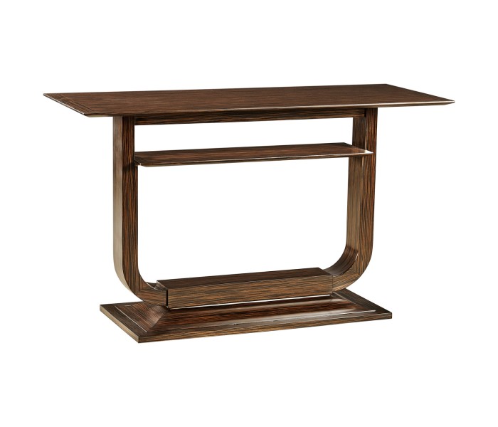 Presidential Suite Foyer Console @ Suite