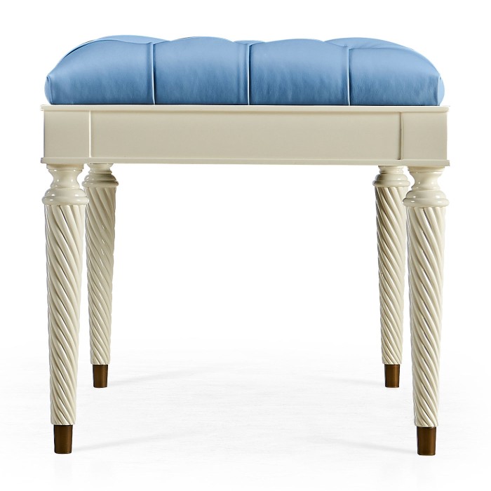 Bed Bench (Hickory Chair alt)