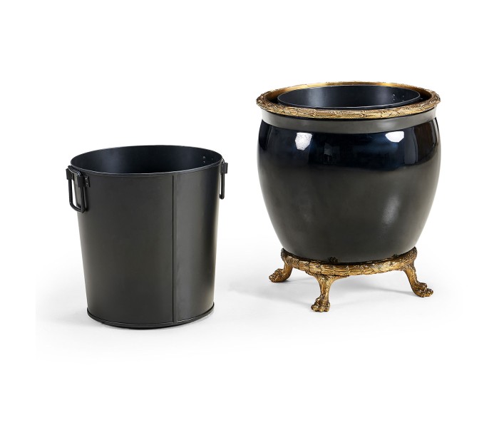 BLACK GLOSSY CERAMIC CHINESE VASE
