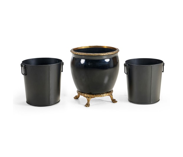 BLACK GLOSSY CERAMIC CHINESE VASE