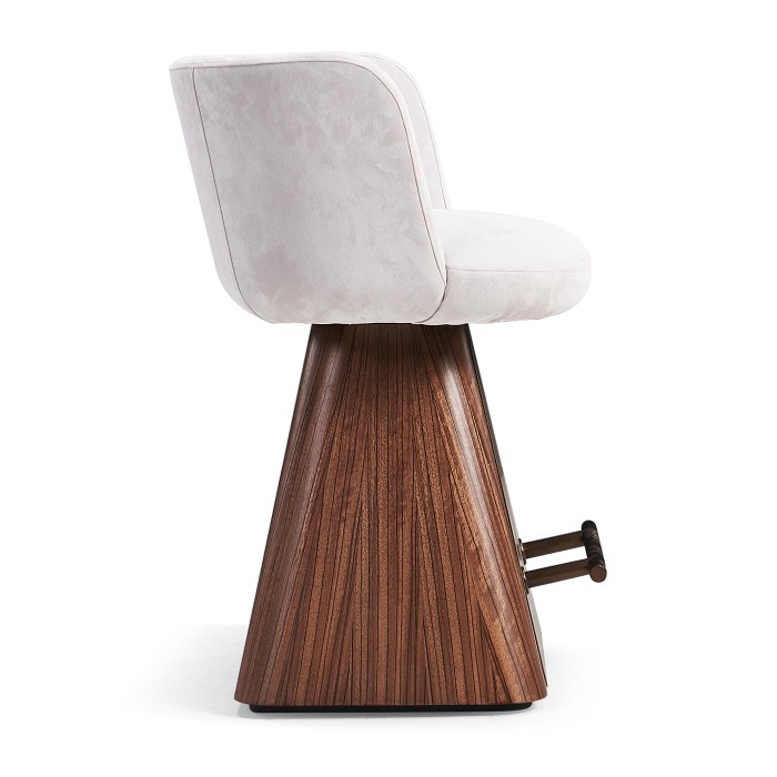 Bar chair