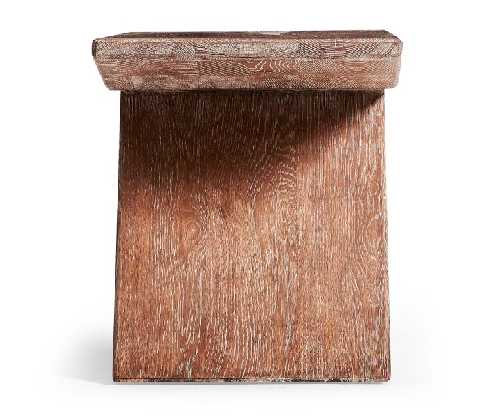 Entry Bench @ Guestrooms