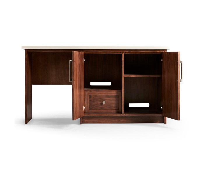 Mini bar STUDIO SUITES 72”W