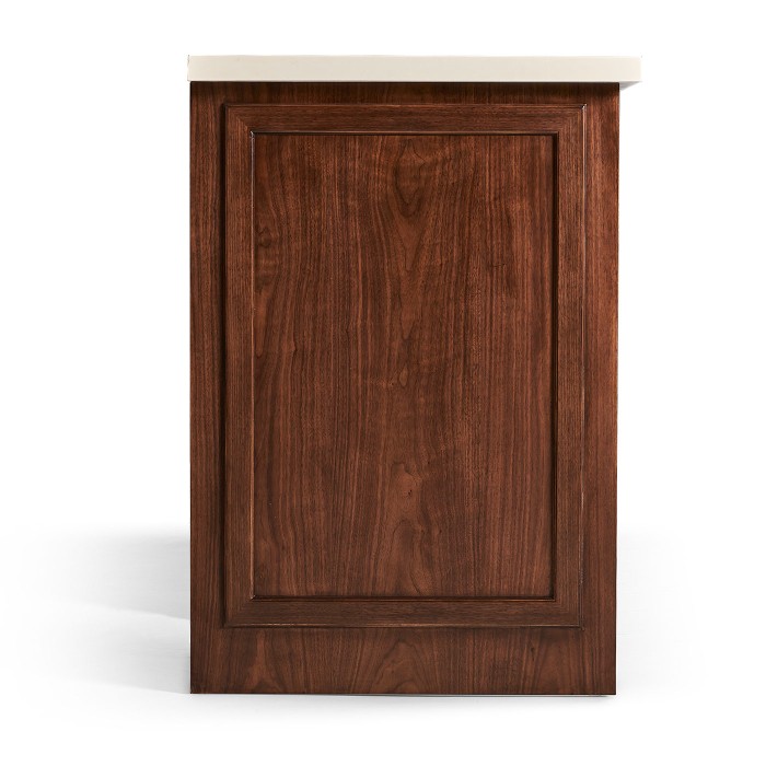 Mini bar STUDIO SUITES 72”W