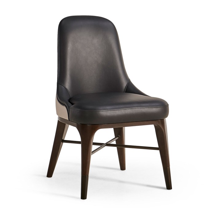 Guest Chair at Concierge