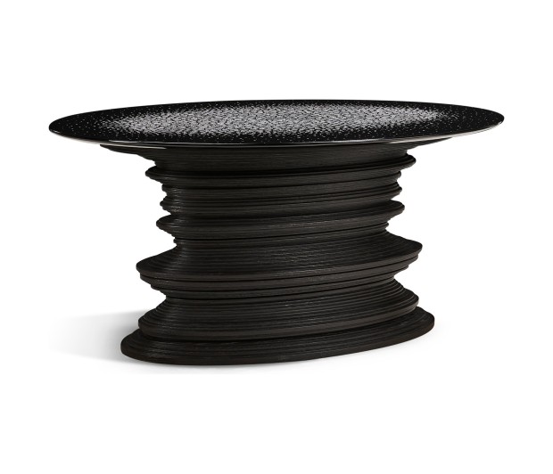 COFFEE TABLE @ MAIN LIVING - OPTION 1