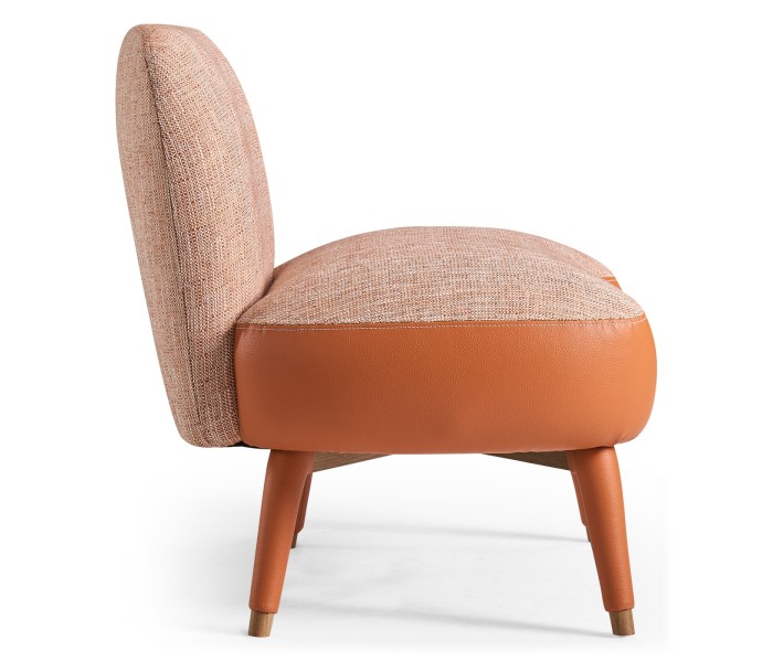 Lounge Chair Type 2