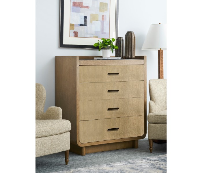 Cambrio Tall Chest