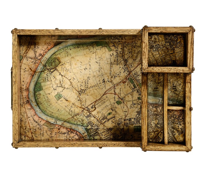 Travel Trunk Style Desk Organiser