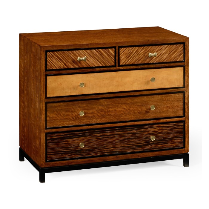 Pasticcio Chest