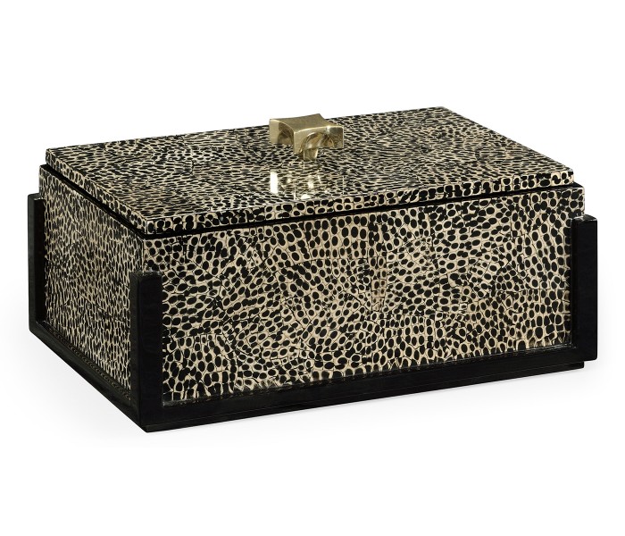 Rectangular Eggshell Box with Brass Handle
